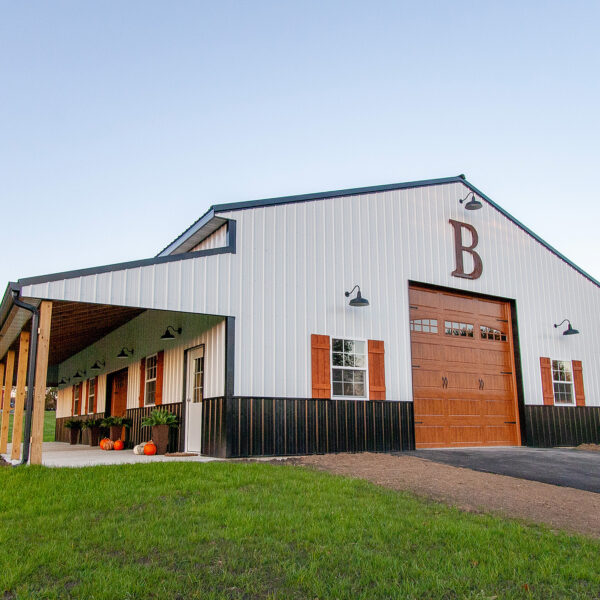 ChristyB: Custom Metal Barn