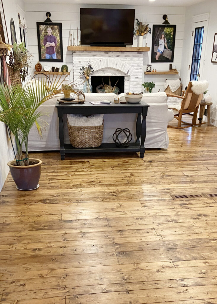 Family Room: Pine Wood Floor Complete