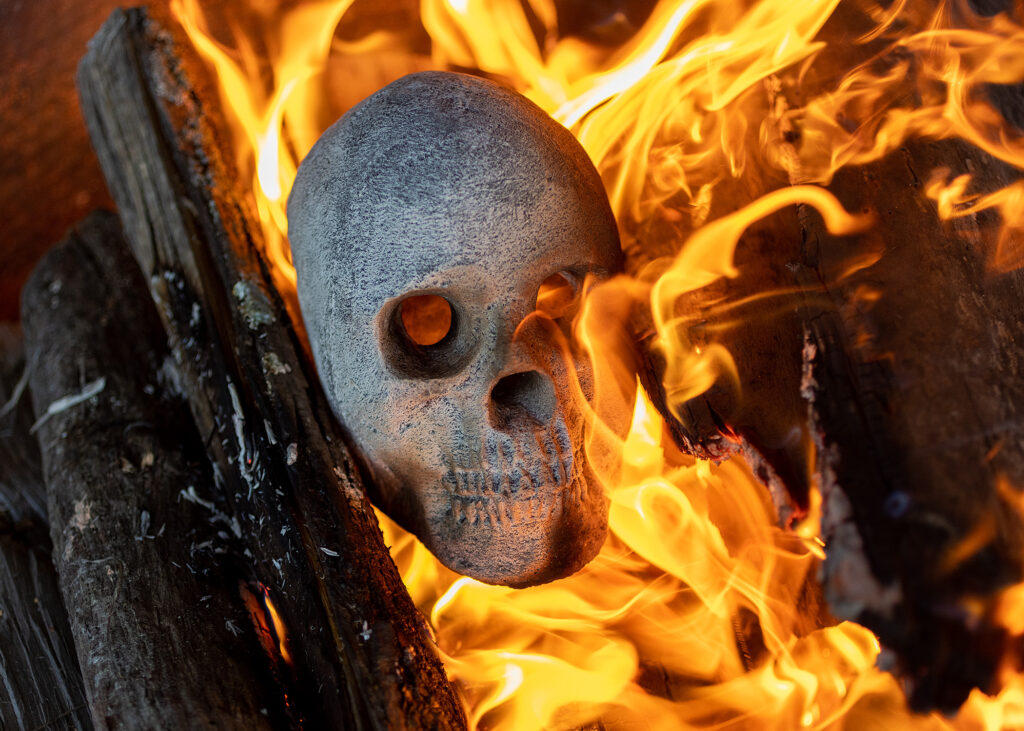 Ceramic Fire Pit Skull