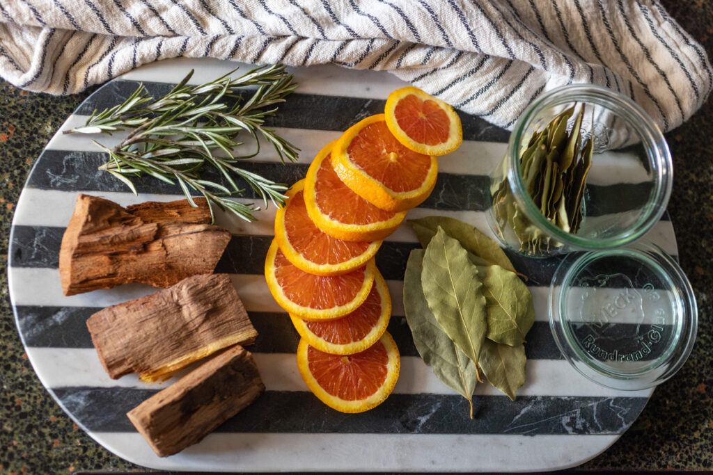 Woodsy Citrus Simmer Pot Ingredients