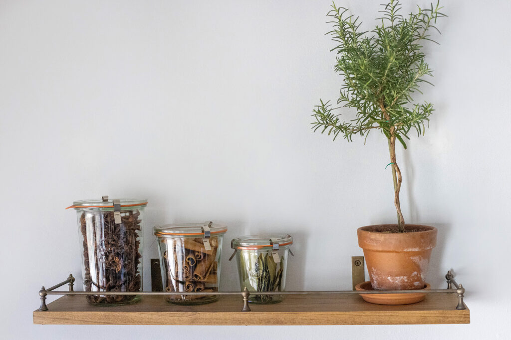 Kitchen Shelves DIY