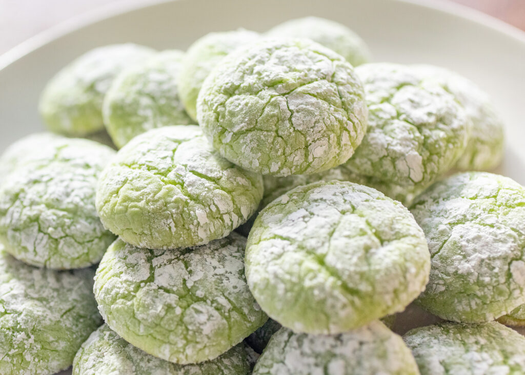 Green Leprechaun Krinkle Cookies