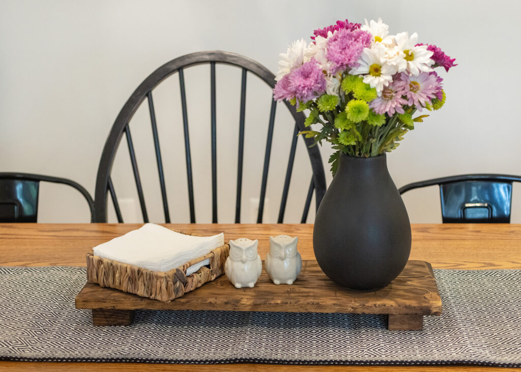 DIY Dining Room Table Riser Tray