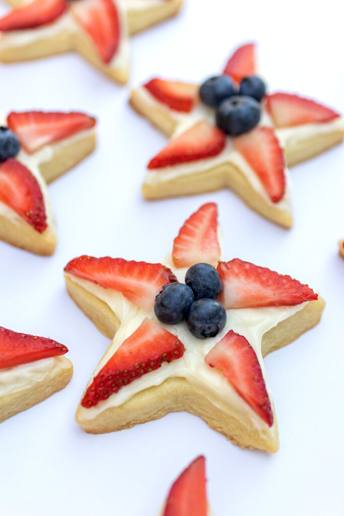 4th of July Star Fruit Pizza Cookies