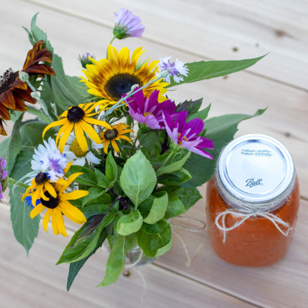 Homemade Spaghetti Sauce + Flowers Neighbor Gift