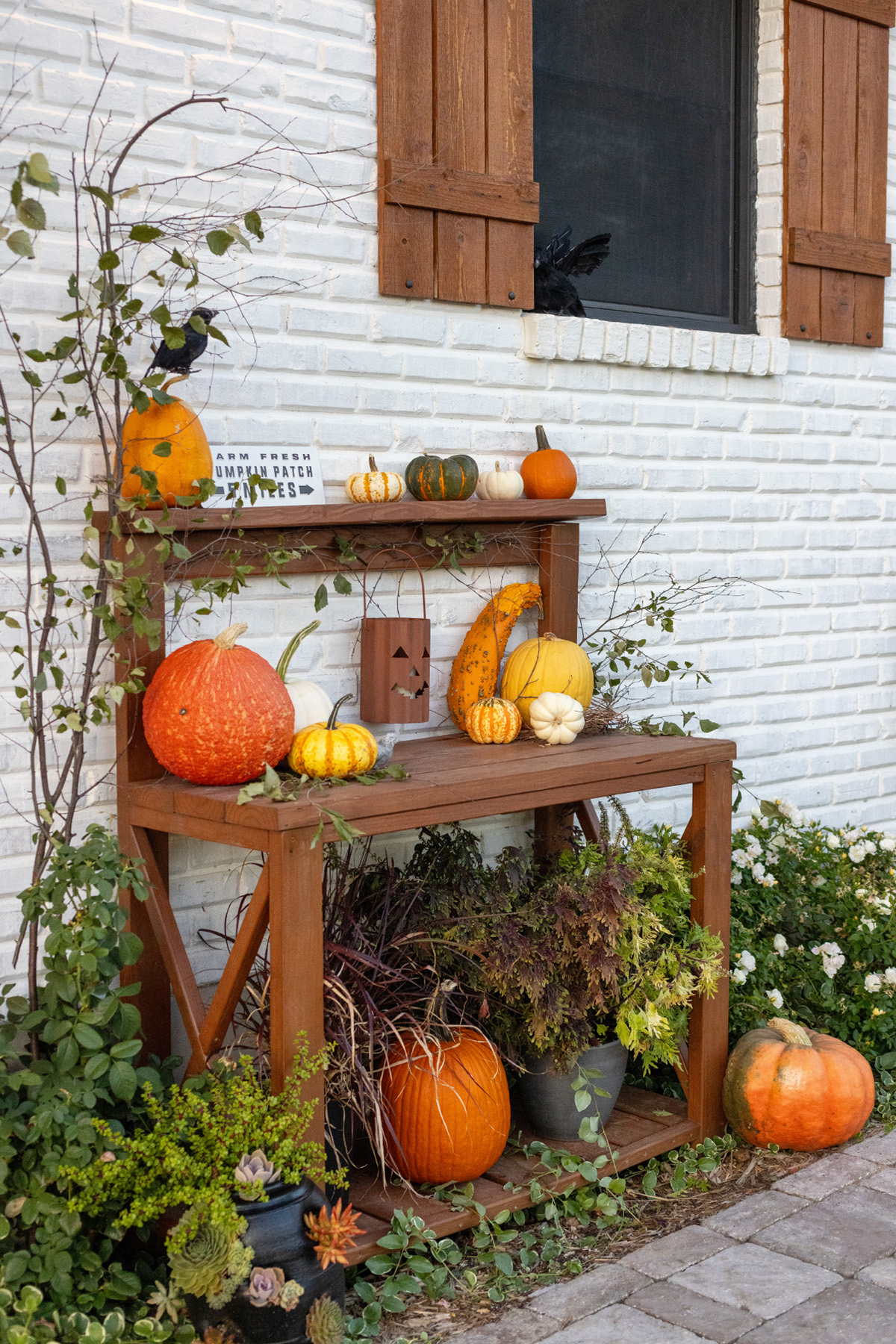 Halloween Potting Bench 2023