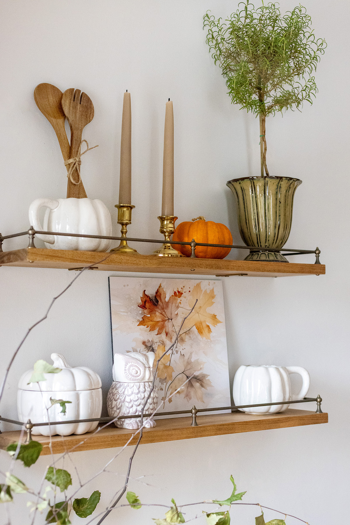 2023 Thanksgiving Gallery Shelves