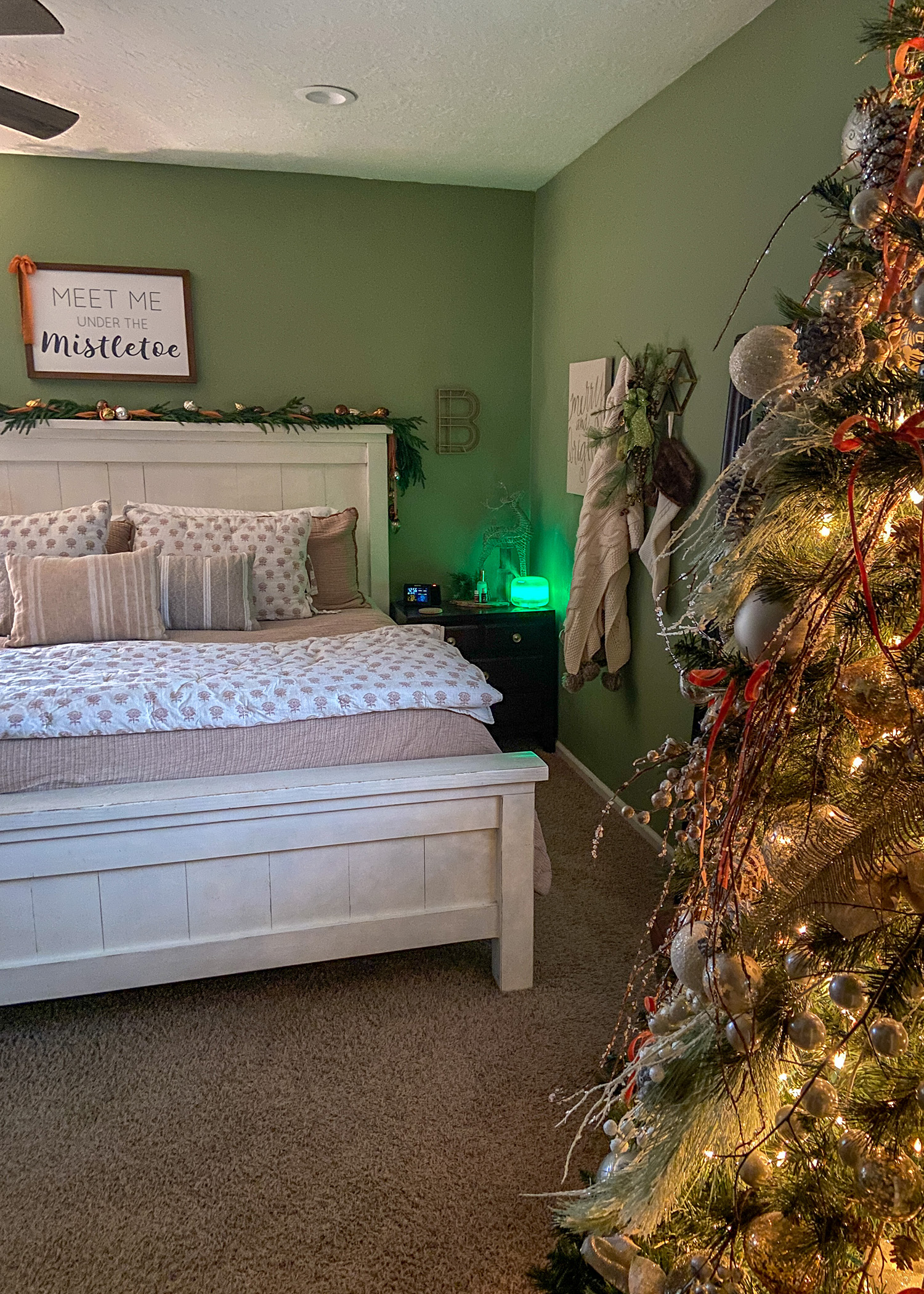 2023 Master Bedroom Christmas Decor