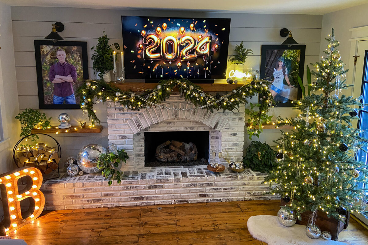 2024 New Year's Living Room