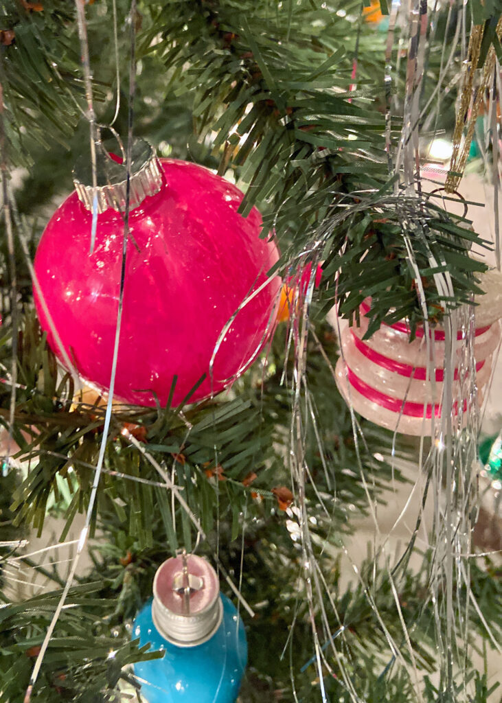 Kylie's Christmas Tree | DIY Paint Ornament