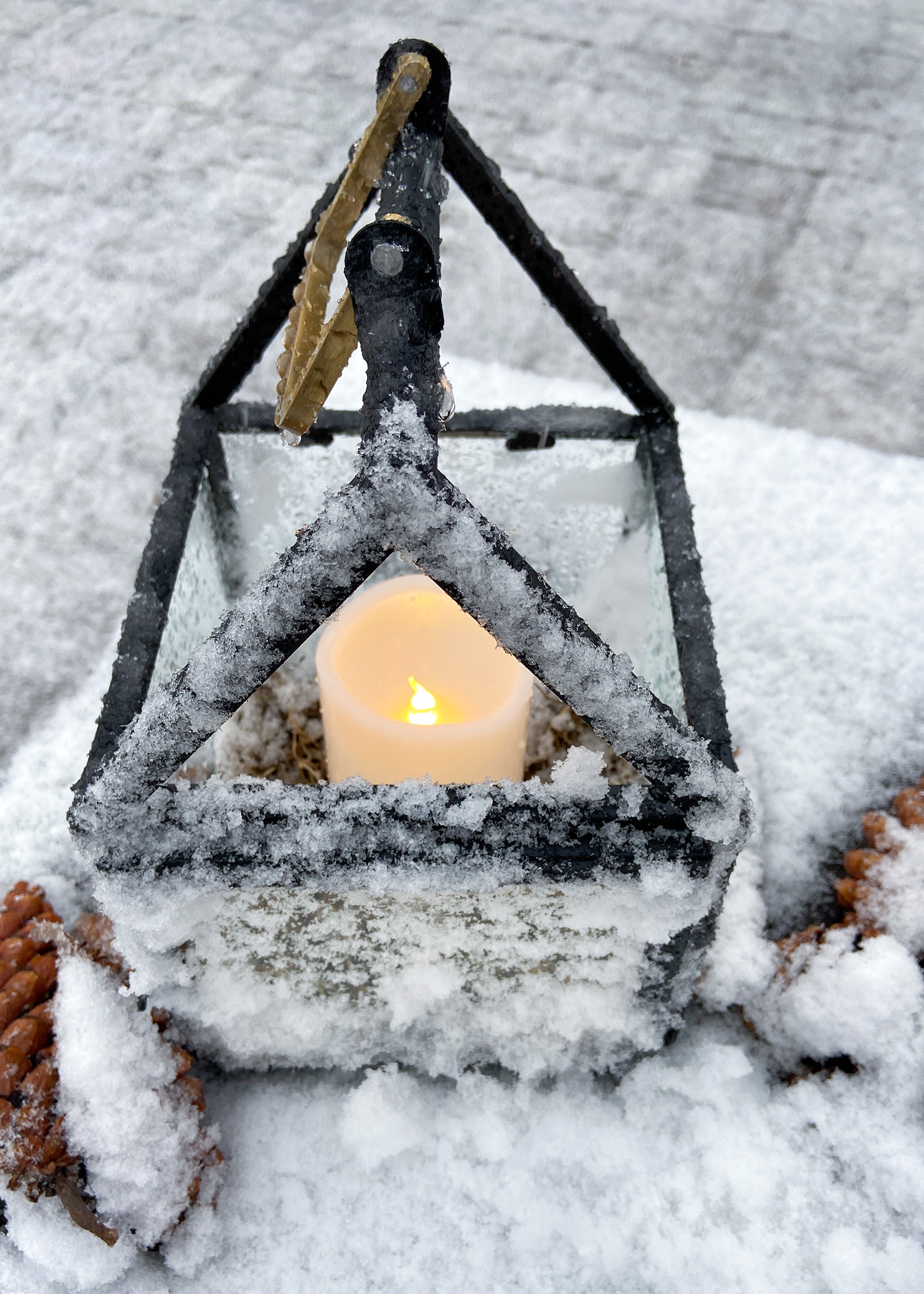 2024 Outdoor Winter Lantern