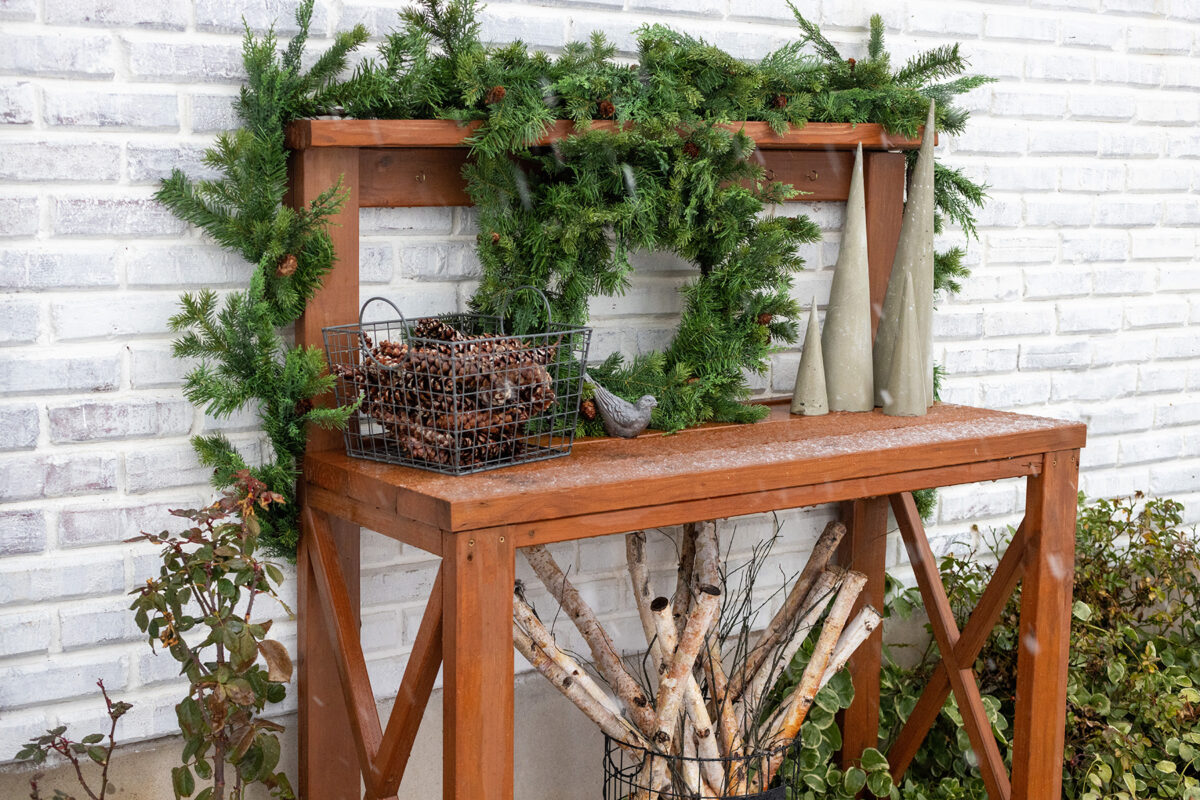 2024 Winter Potting Bench