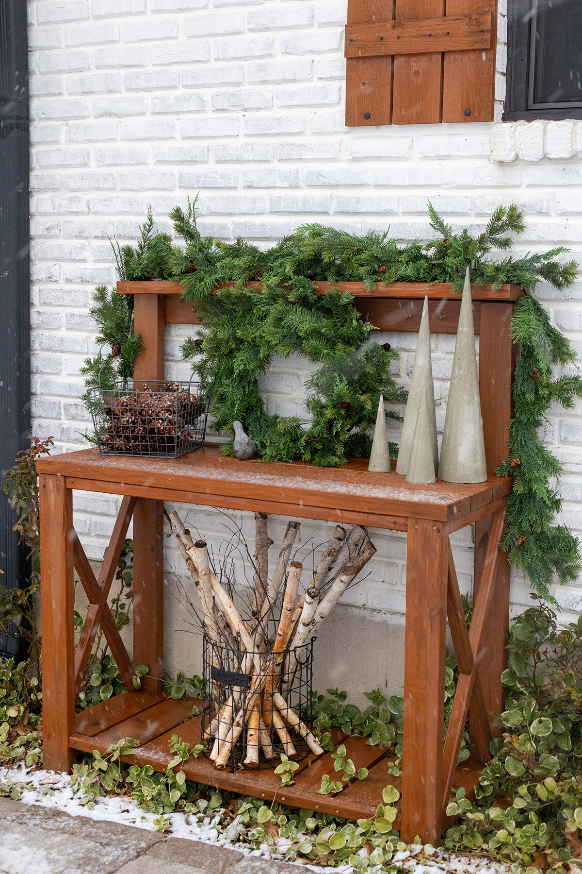 2024 Winter Potting Bench | Snow