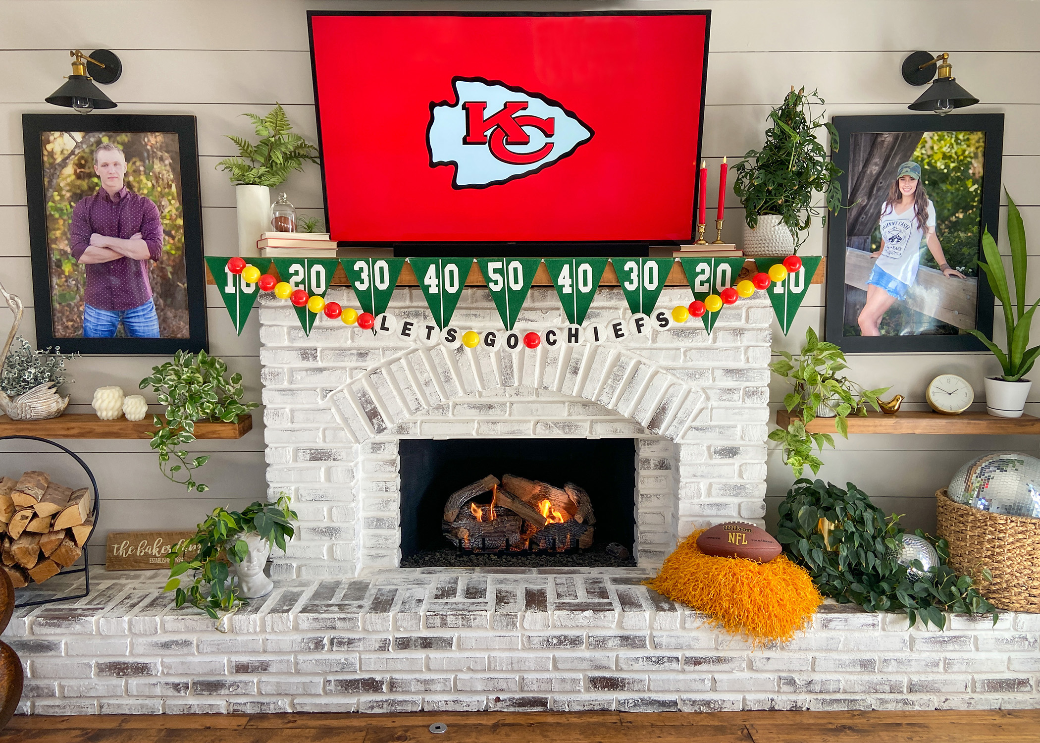 Chiefs Friendship Bracelet Banner DIY